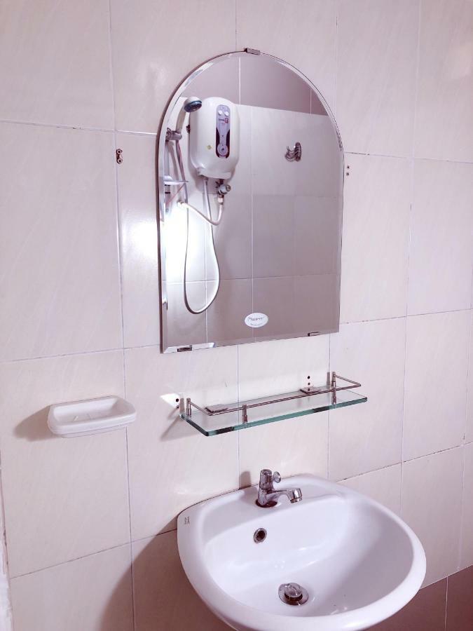 Aurora Hotel Thành Pho Ho Chí Minh Esterno foto