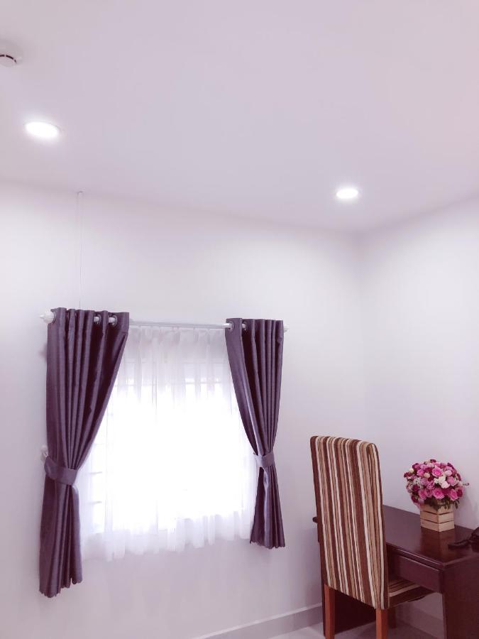 Aurora Hotel Thành Pho Ho Chí Minh Esterno foto